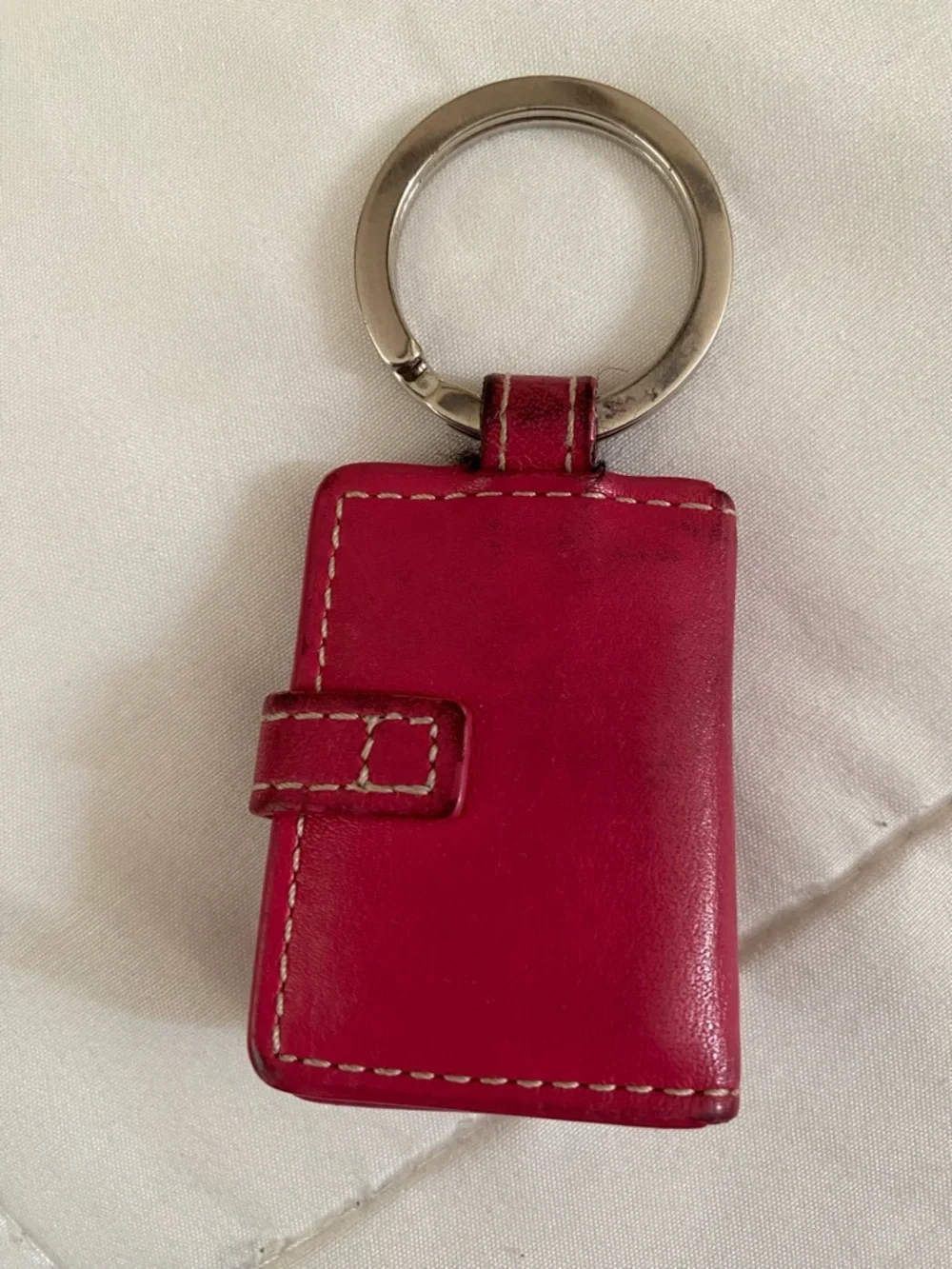RARE pink leather Coach photo keychain!! - Picture 4 of 10